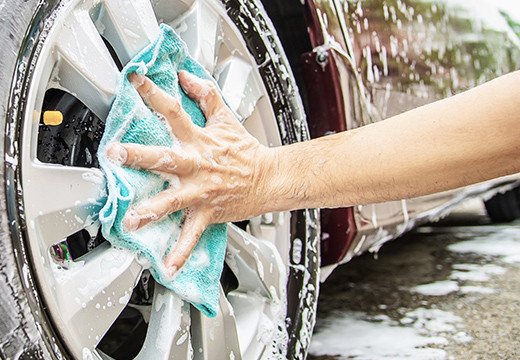 Jak myć samochód?